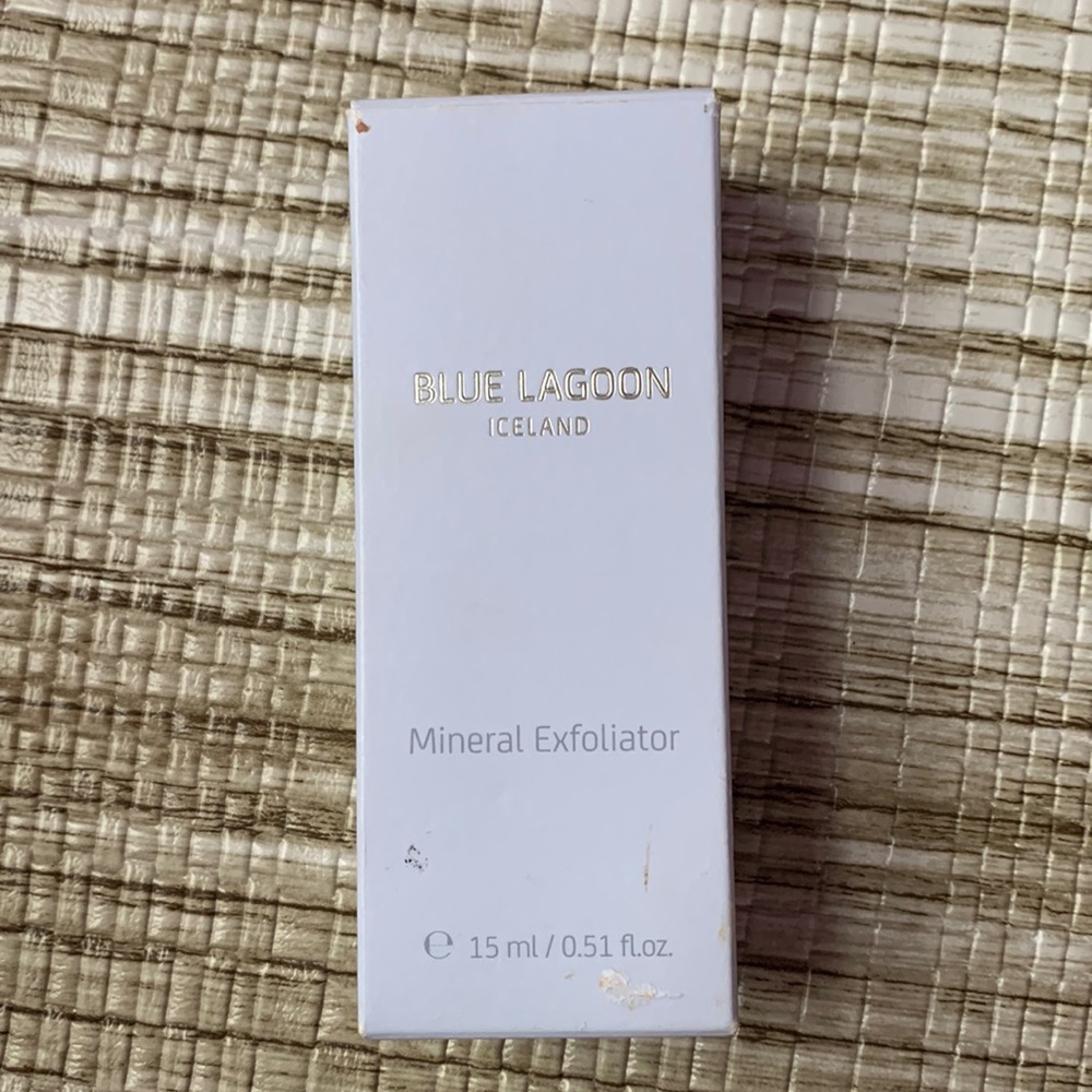 Blue Lagoon Iceland Mineral Exfoliator
